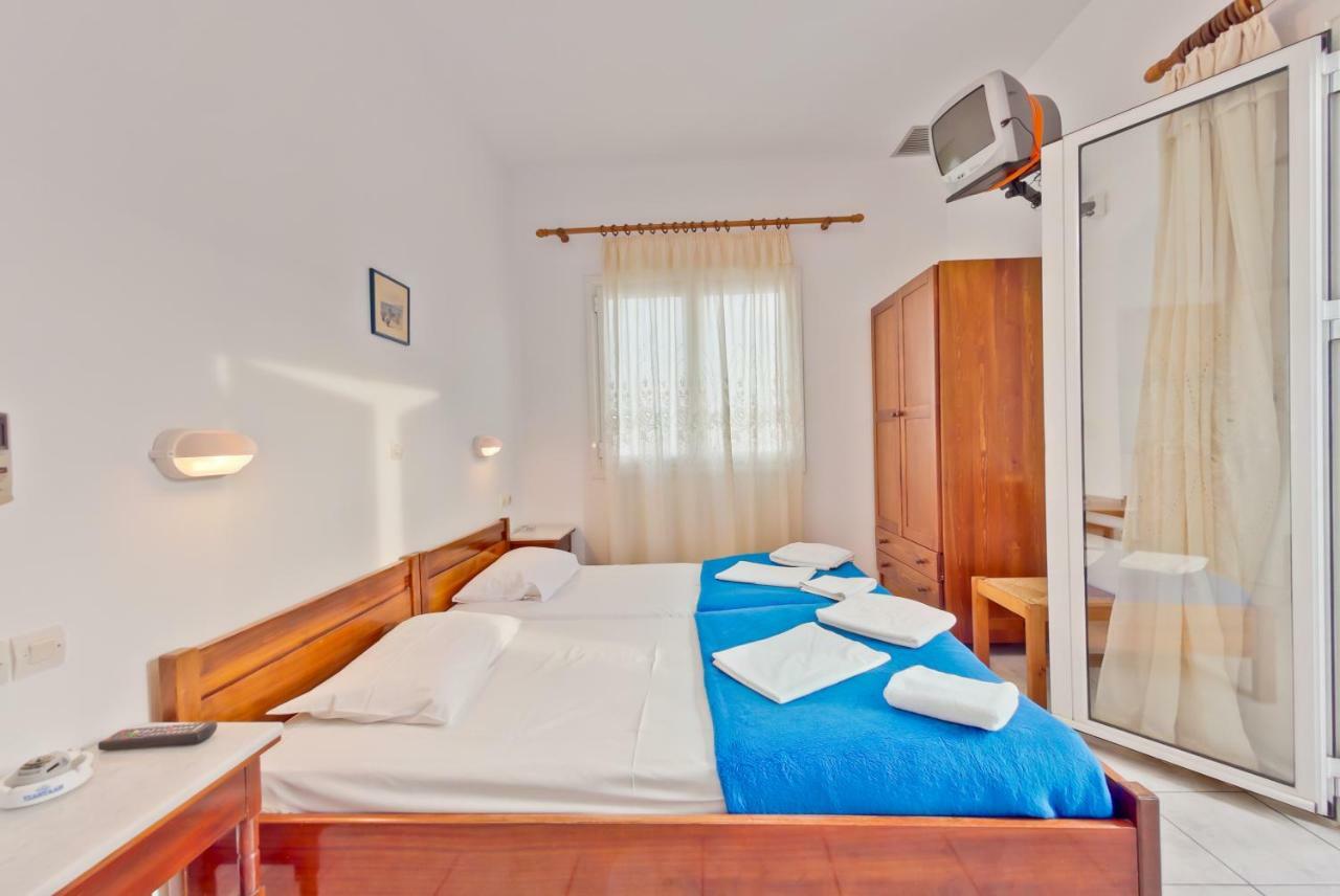 Paris Rooms Antiparos Town Exterior foto